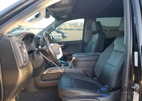 2021 Chevrolet Silverado K1500 Rst z USA, uszkodzony, nr VIN 1GCUYEED3MZ233407